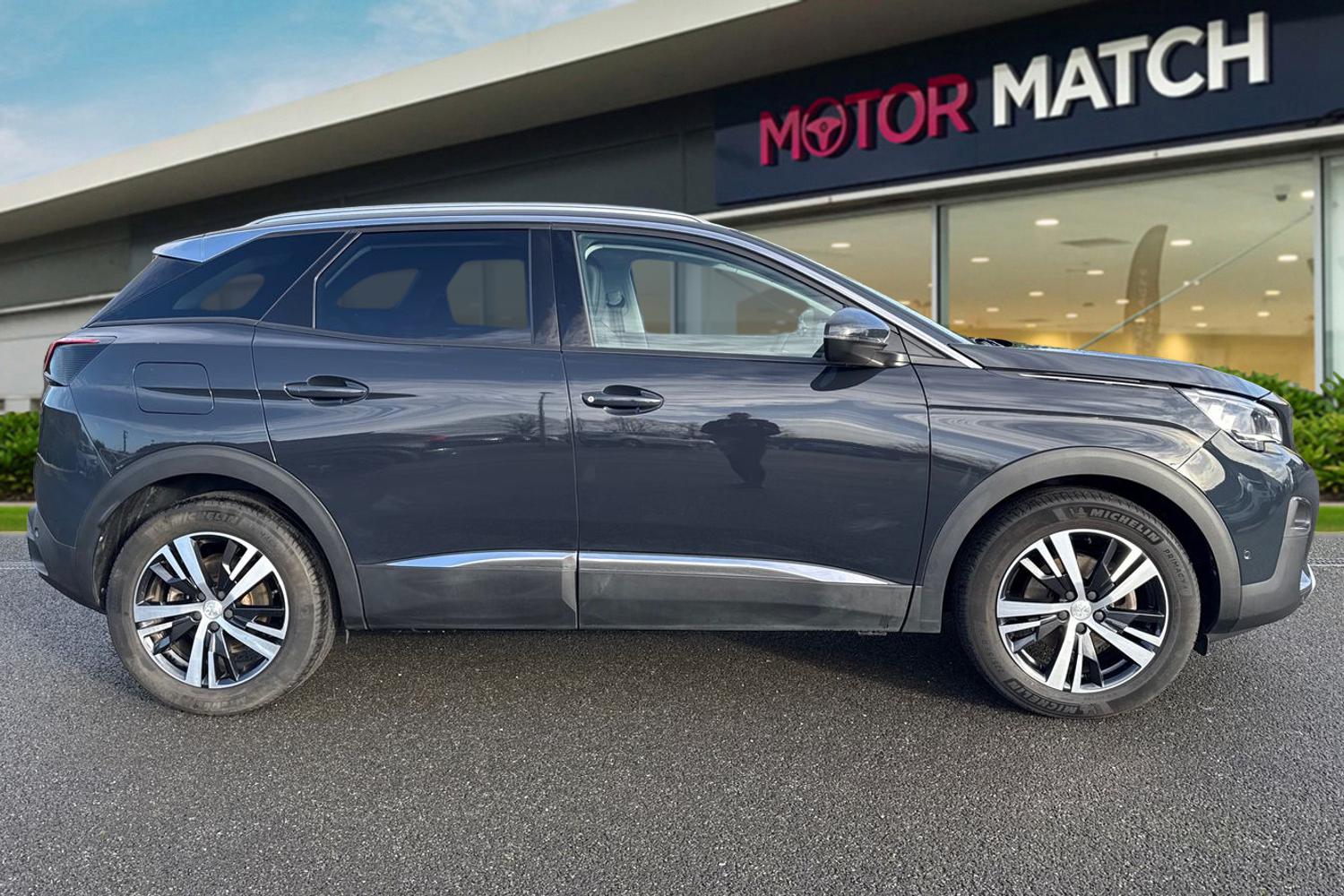 Used Peugeot 3008 2020 for sale - 76876047: Photo 3