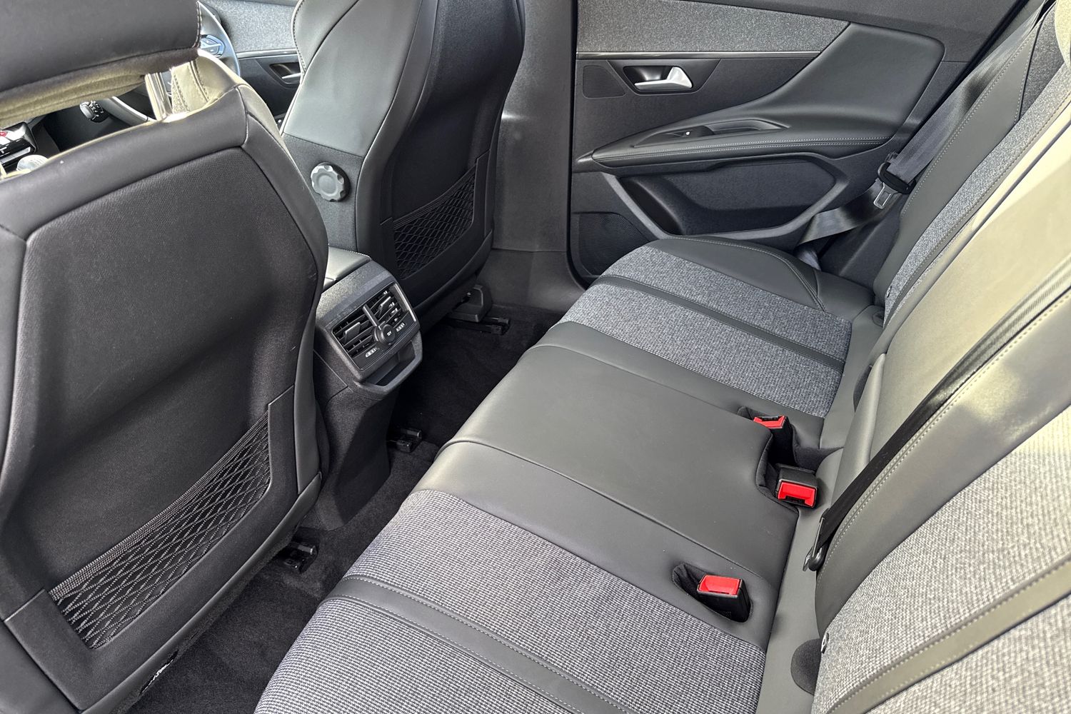 Used Peugeot 3008 2020 for sale - 76876047: Photo 31