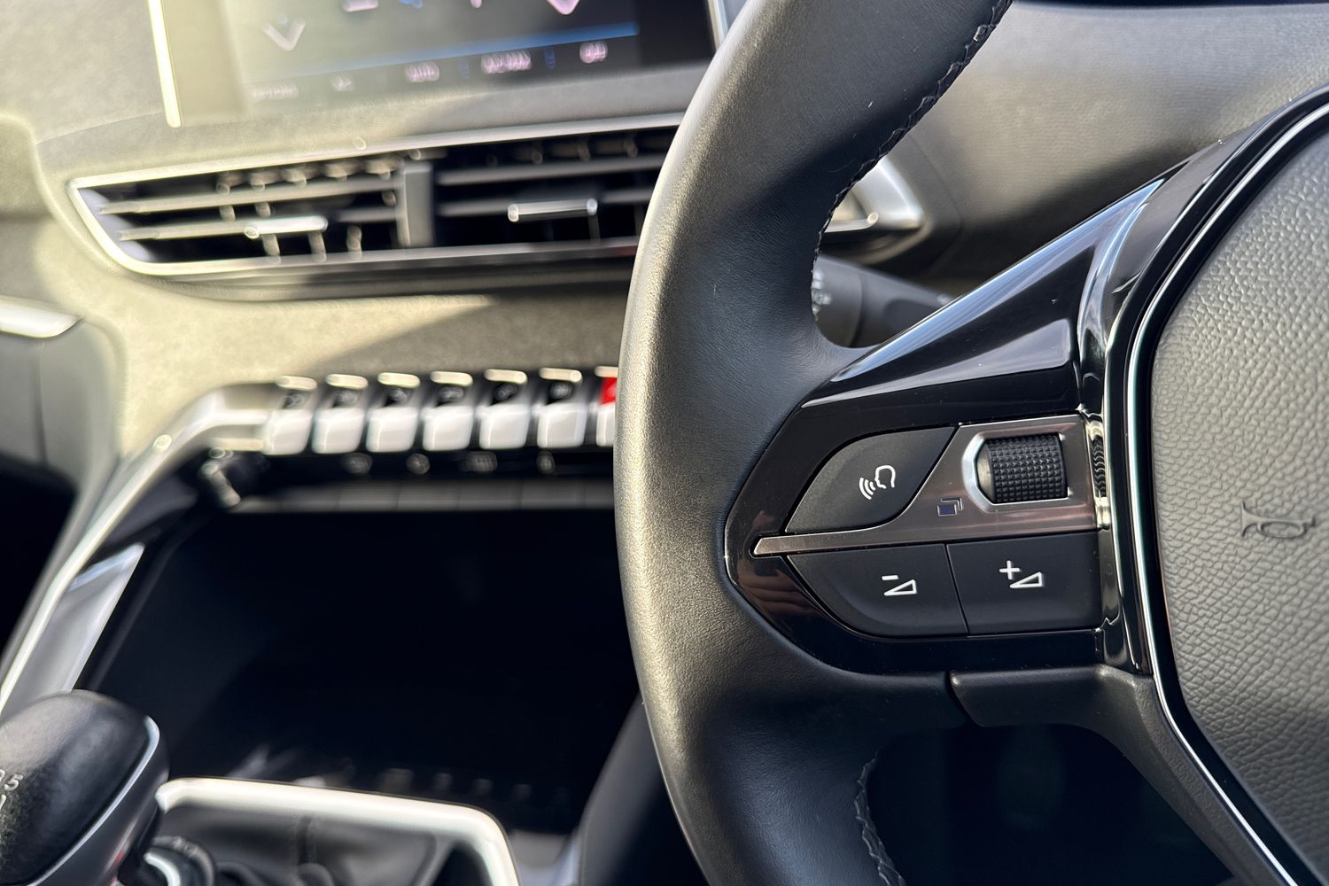 Used Peugeot 3008 2020 for sale - 76876047: Photo 37