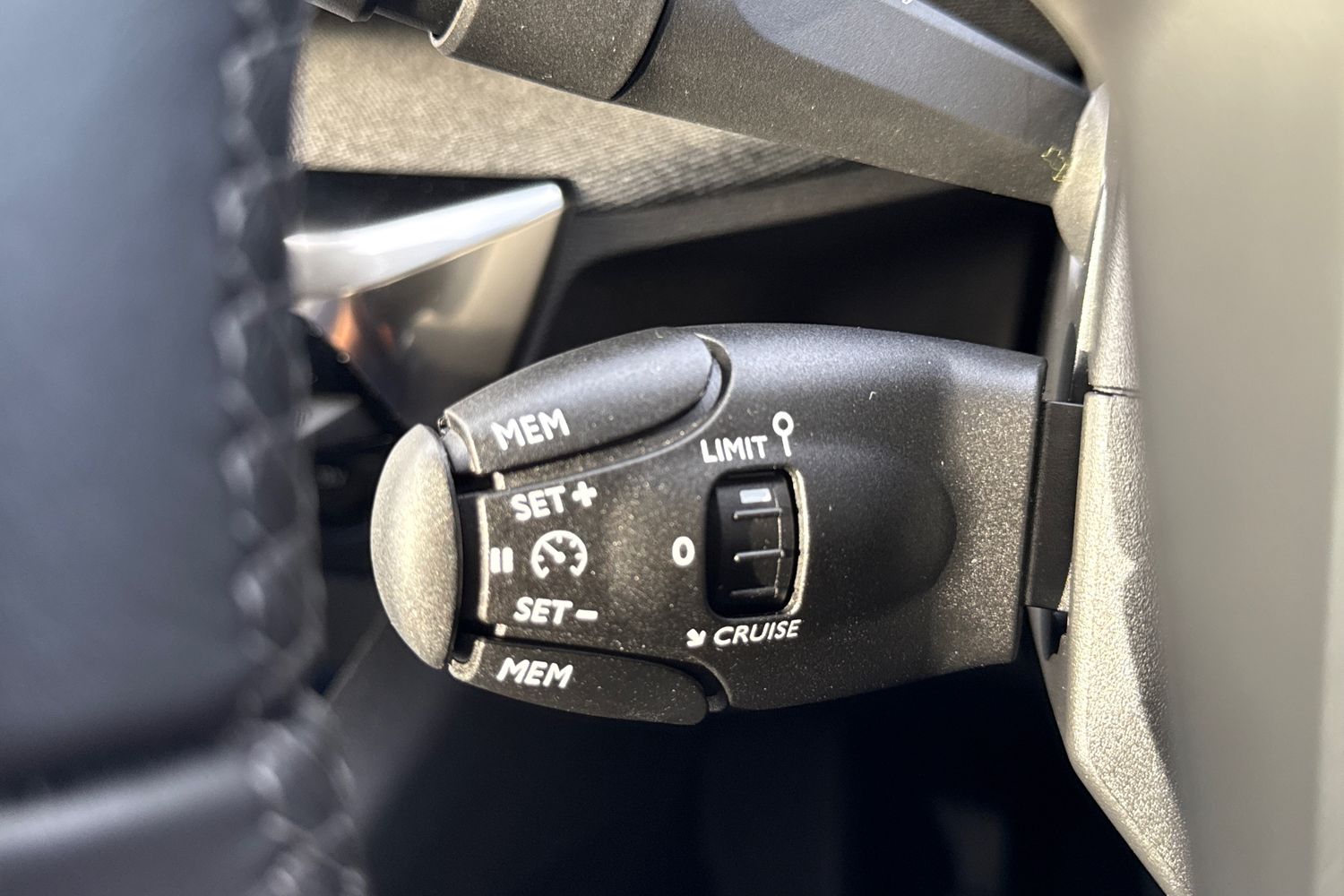 Used Peugeot 3008 2020 for sale - 76876047: Photo 39