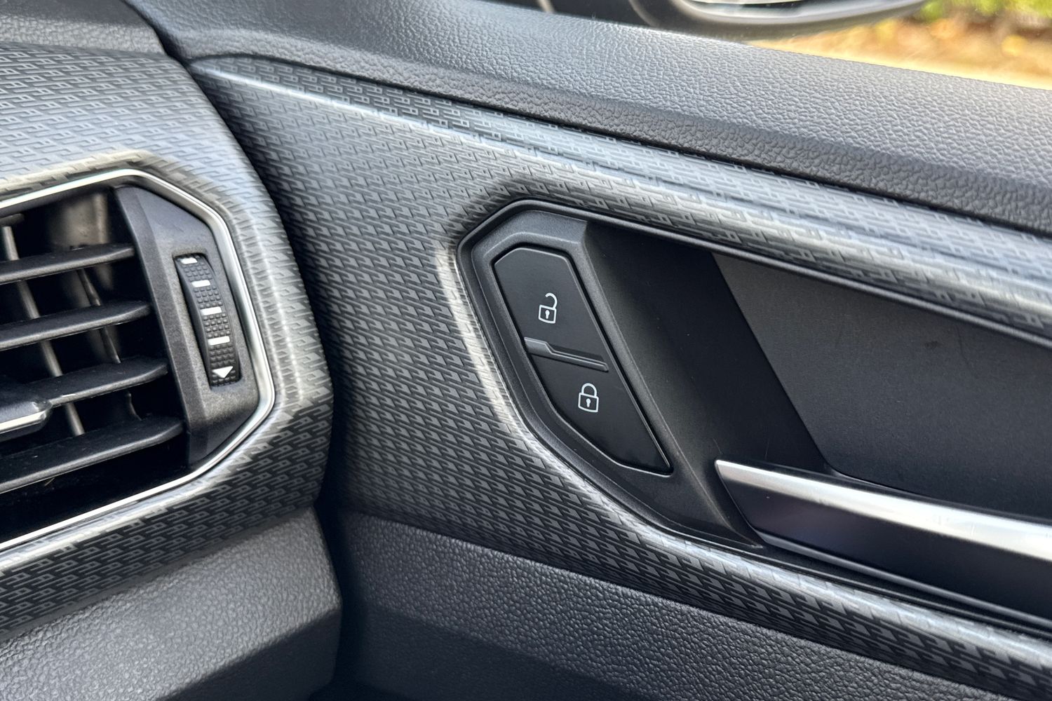 Used Volkswagen T-Cross 2022 for sale - 76453476: Photo 43