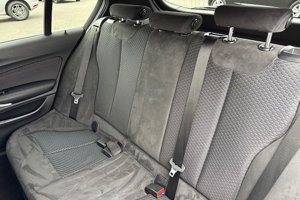 Used BMW 1 Series 2018 for sale - 76256998: Photo 19