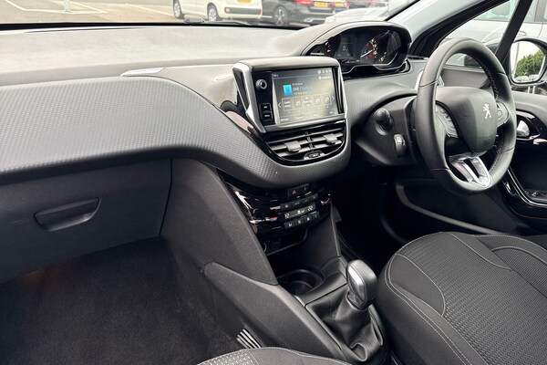 Used Peugeot 208 2019 for sale - 76286646: Photo 15