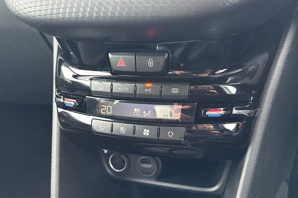 Used Peugeot 208 2019 for sale - 76286646: Photo 22