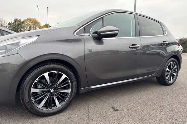 Used Peugeot 208 2019 for sale - 76286646: Photo 28