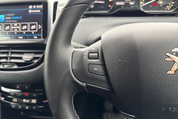 Used Peugeot 208 2019 for sale - 76286646: Photo 39