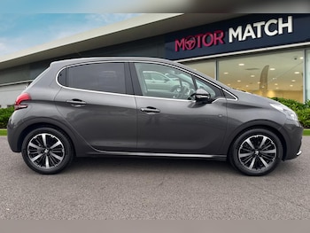 Used Peugeot 208 2019 for sale - 76286646: Photo