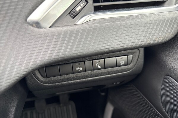 Used Peugeot 208 2019 for sale - 76286646: Photo 42