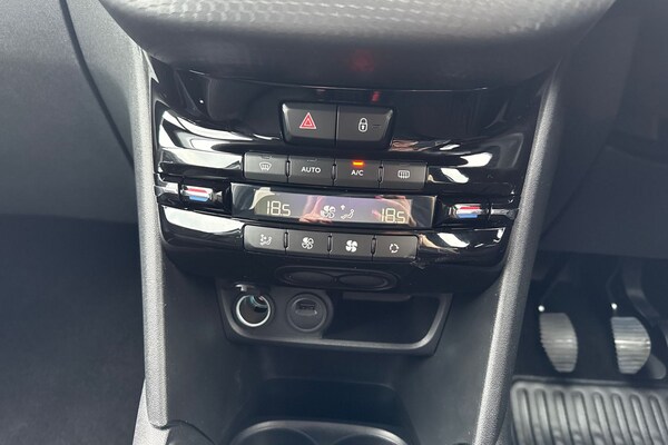 Used Peugeot 208 2019 for sale - 76286646: Photo 54