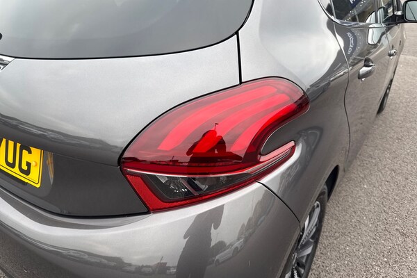 Used Peugeot 208 2019 for sale - 76286646: Photo 8