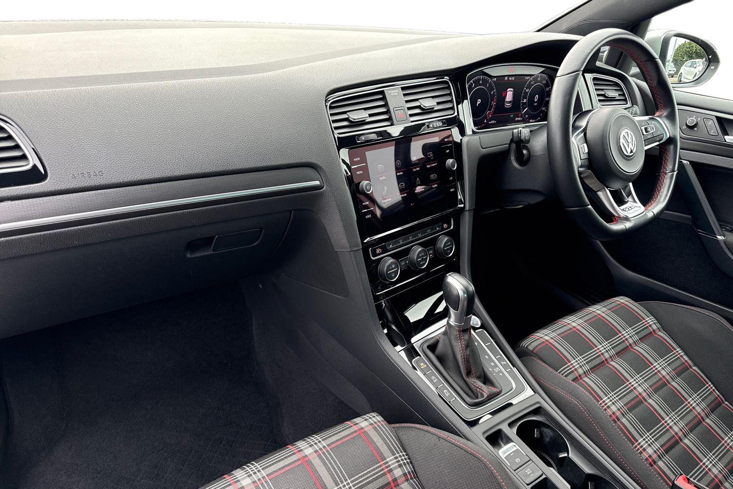 Used Volkswagen Golf 2019 for sale - 77642110: Photo 15