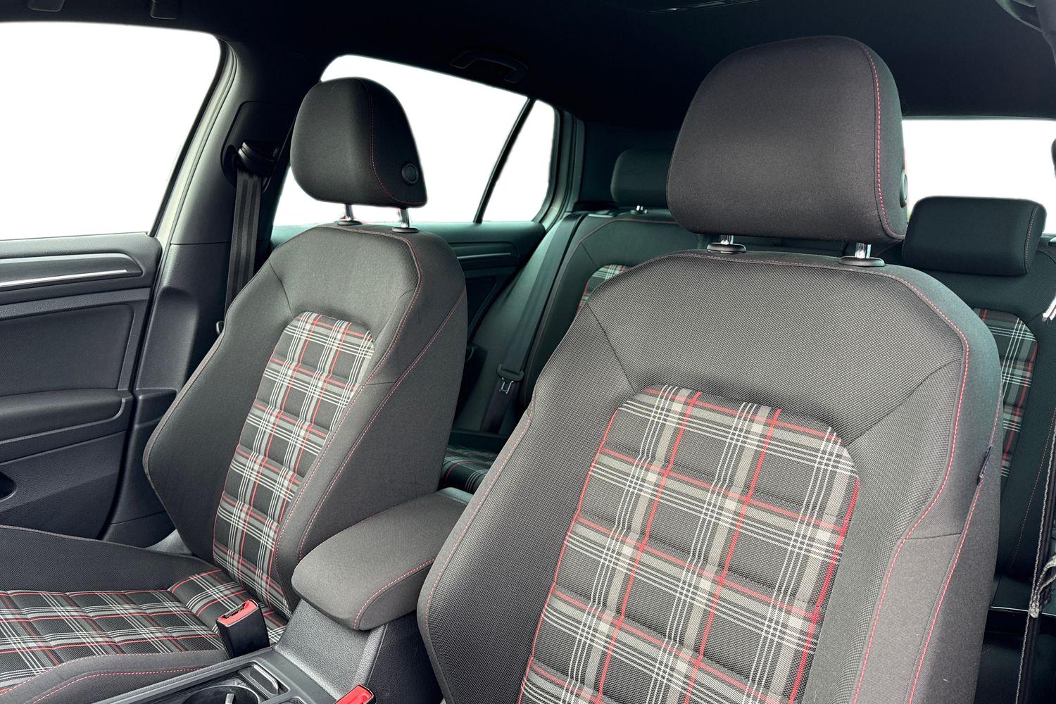 Used Volkswagen Golf 2019 for sale - 77642110: Photo 16