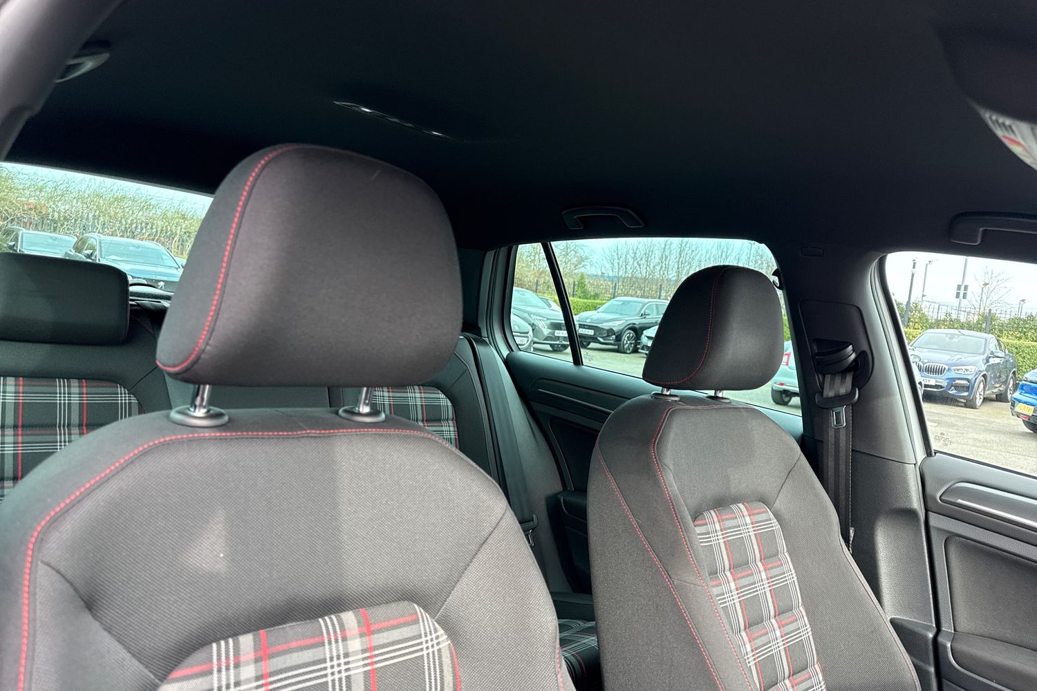 Used Volkswagen Golf 2019 for sale - 77642110: Photo 24