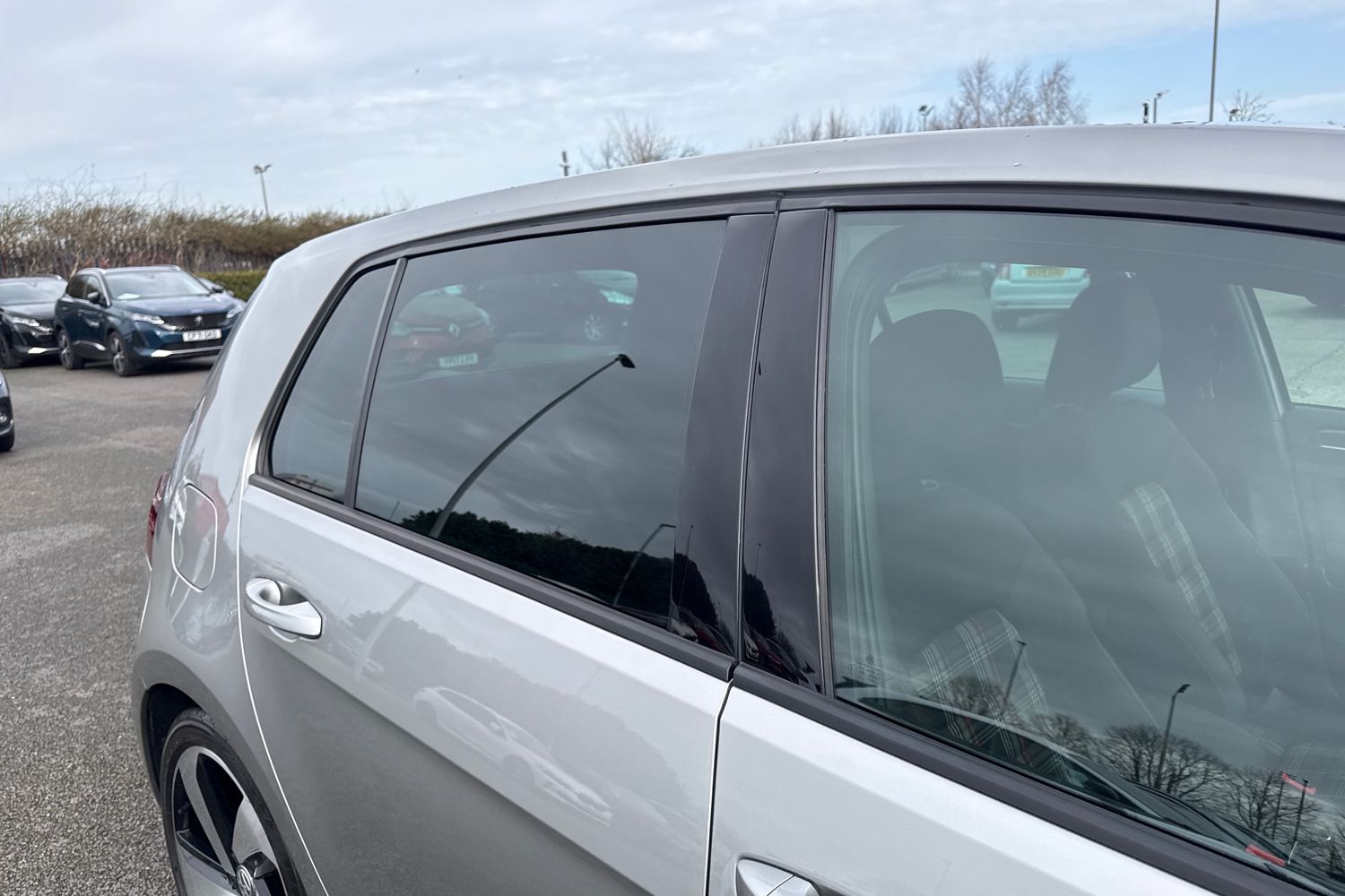 Used Volkswagen Golf 2019 for sale - 77642110: Photo 35