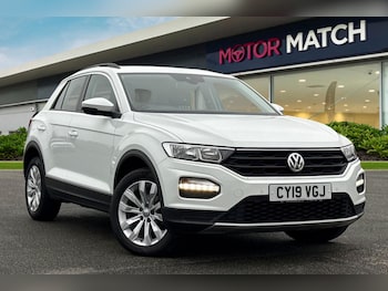 Used Volkswagen T-Roc 2019 for sale - 77337211: Photo