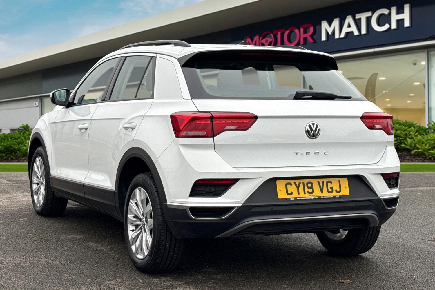 Used Volkswagen T-Roc 2019 for sale - 77337211: Photo 2