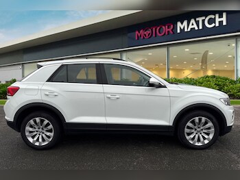 Used Volkswagen T-Roc 2019 for sale - 77337211: Photo