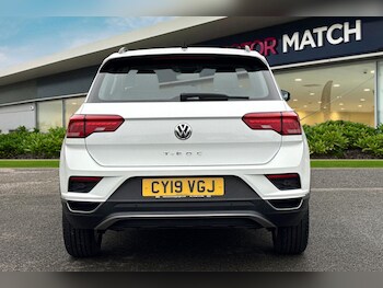 Used Volkswagen T-Roc 2019 for sale - 77337211: Photo