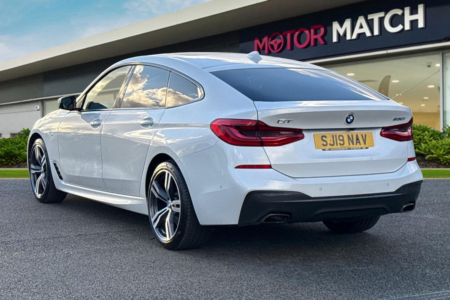 Used BMW 6 Series 2019 for sale - 77093558: Photo 2