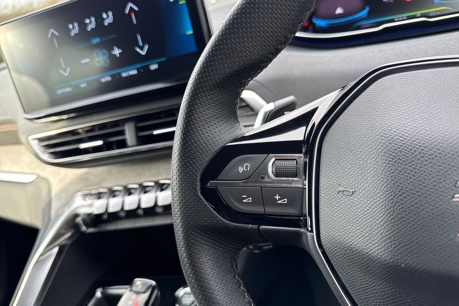 Used Peugeot 3008 2022 for sale - 77812547: Photo 40