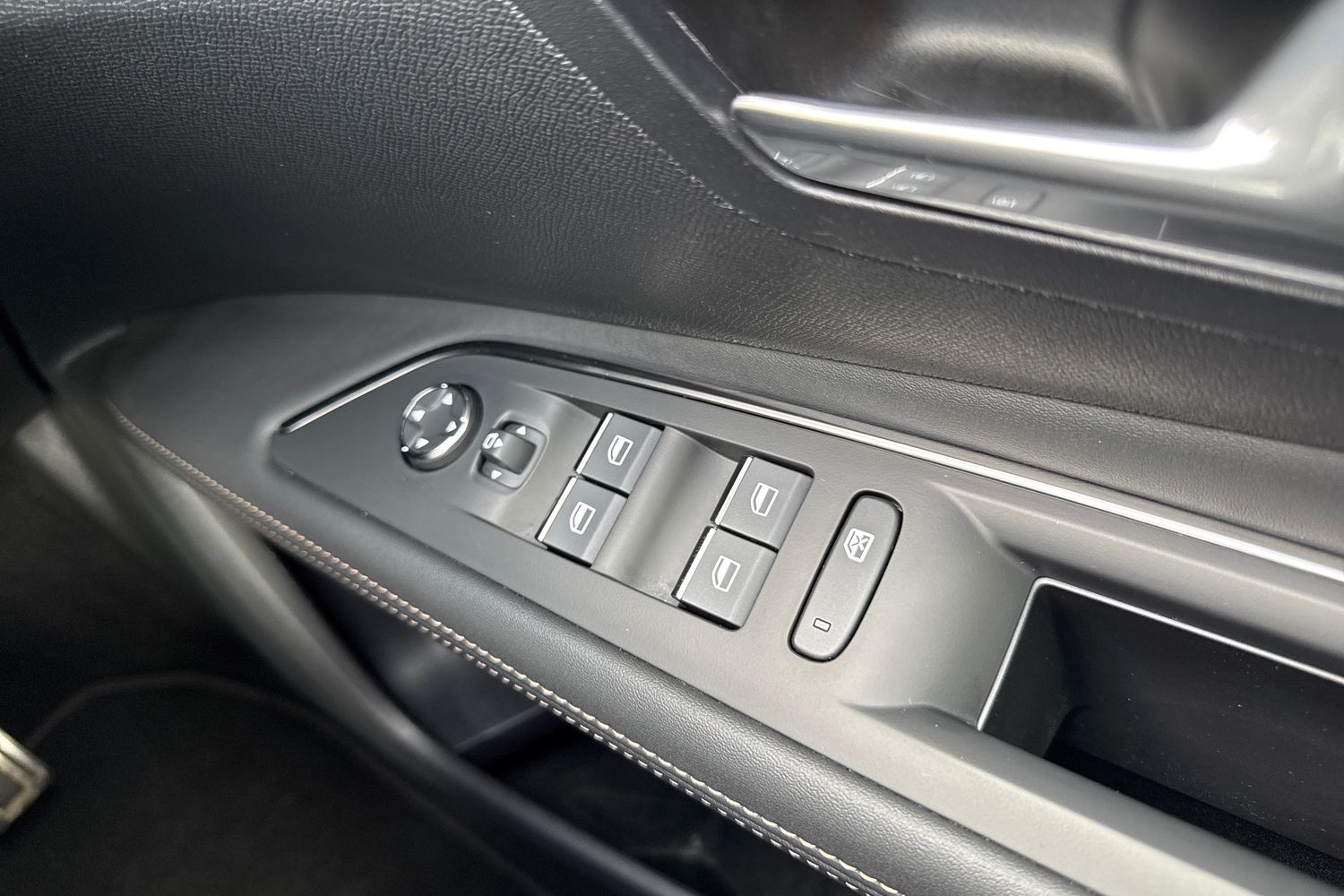 Used Peugeot 3008 2022 for sale - 77812547: Photo 43