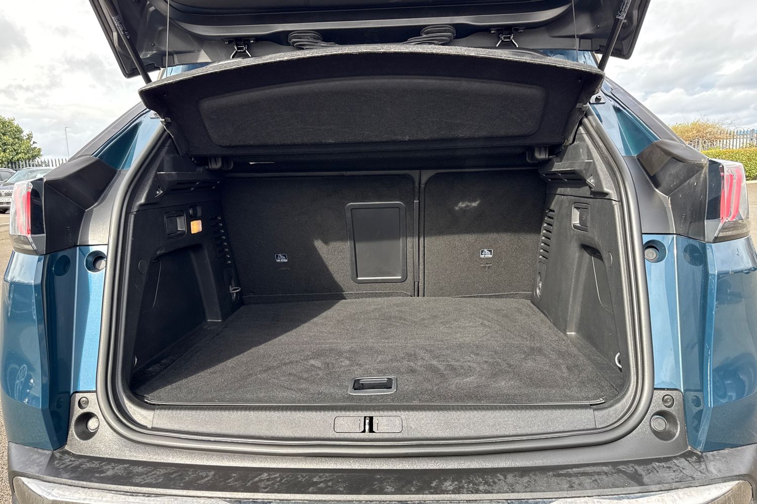 Used Peugeot 3008 2022 for sale - 77849387: Photo 10