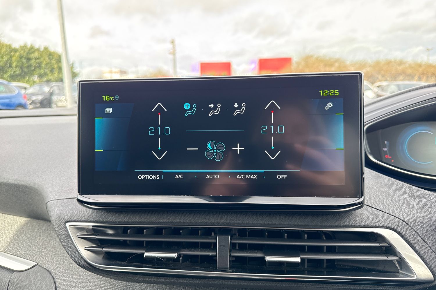 Used Peugeot 3008 2022 for sale - 77849387: Photo 19