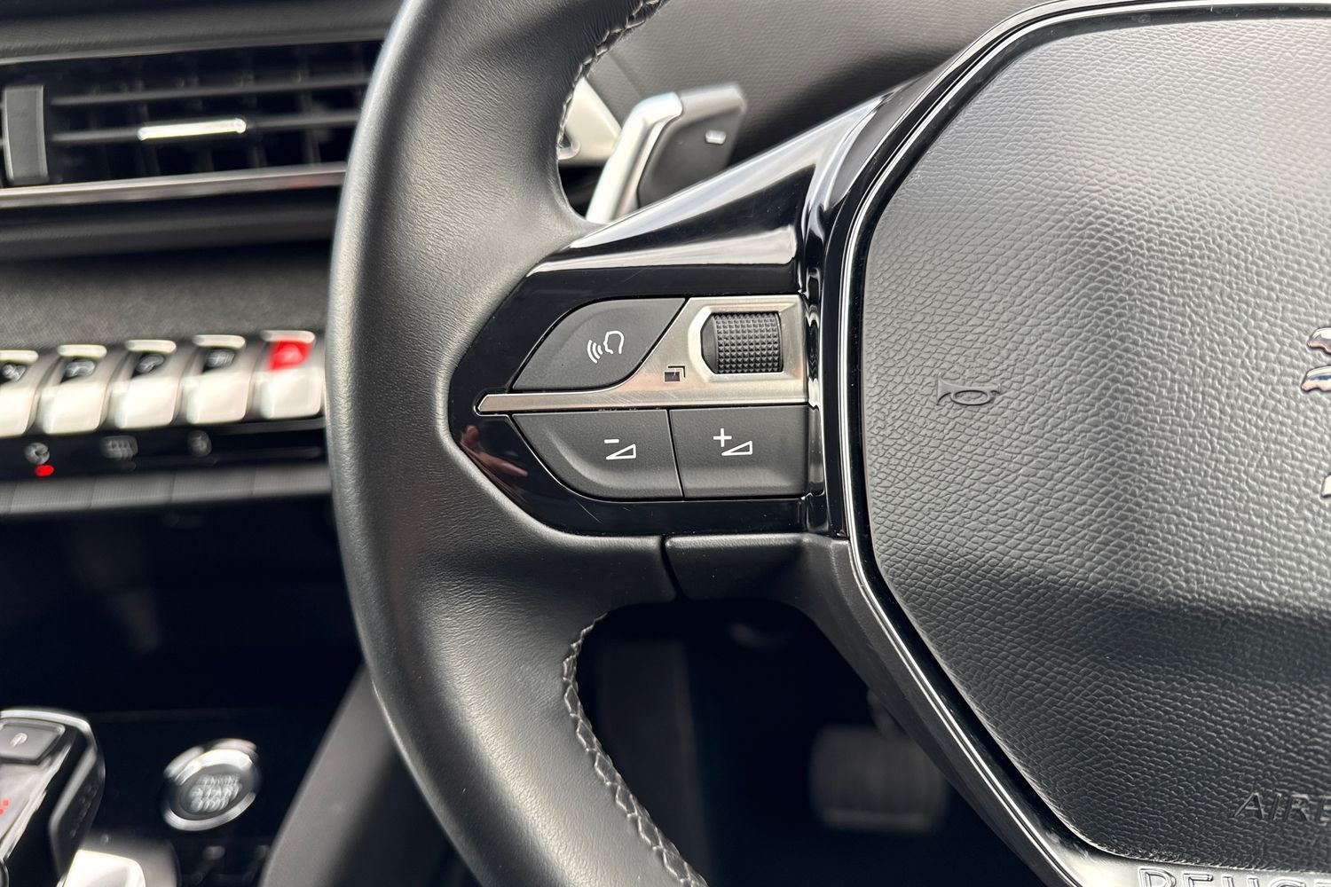 Used Peugeot 3008 2022 for sale - 77849387: Photo 39