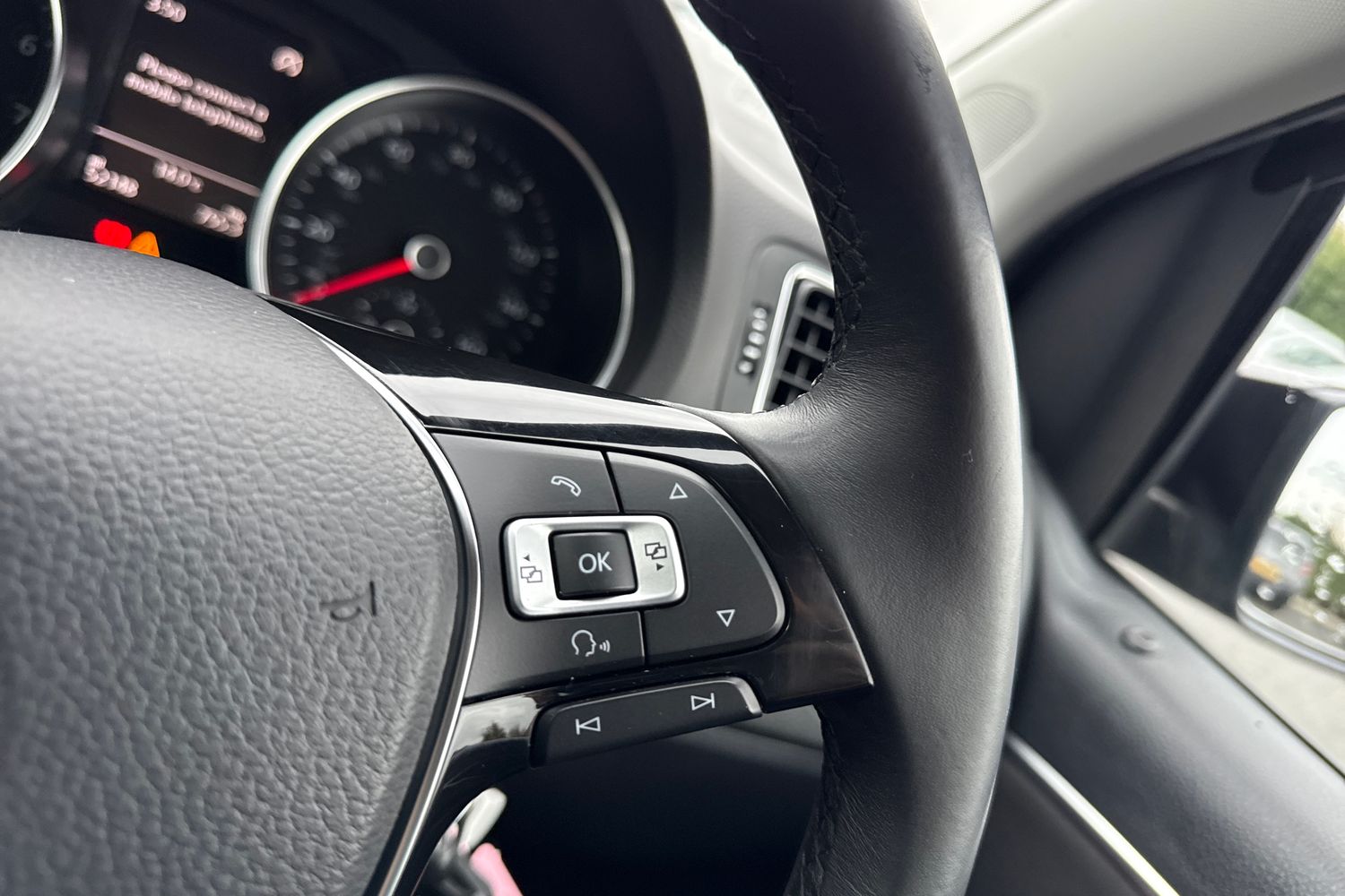 Used Volkswagen Polo 2016 for sale - 76421349: Photo 35