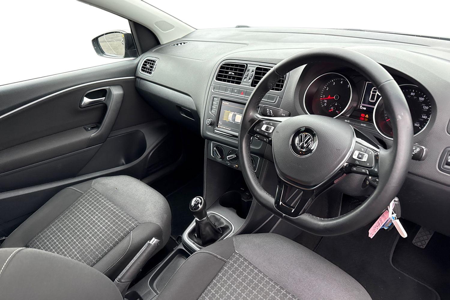 Used Volkswagen Polo 2016 for sale - 76421349: Photo 7