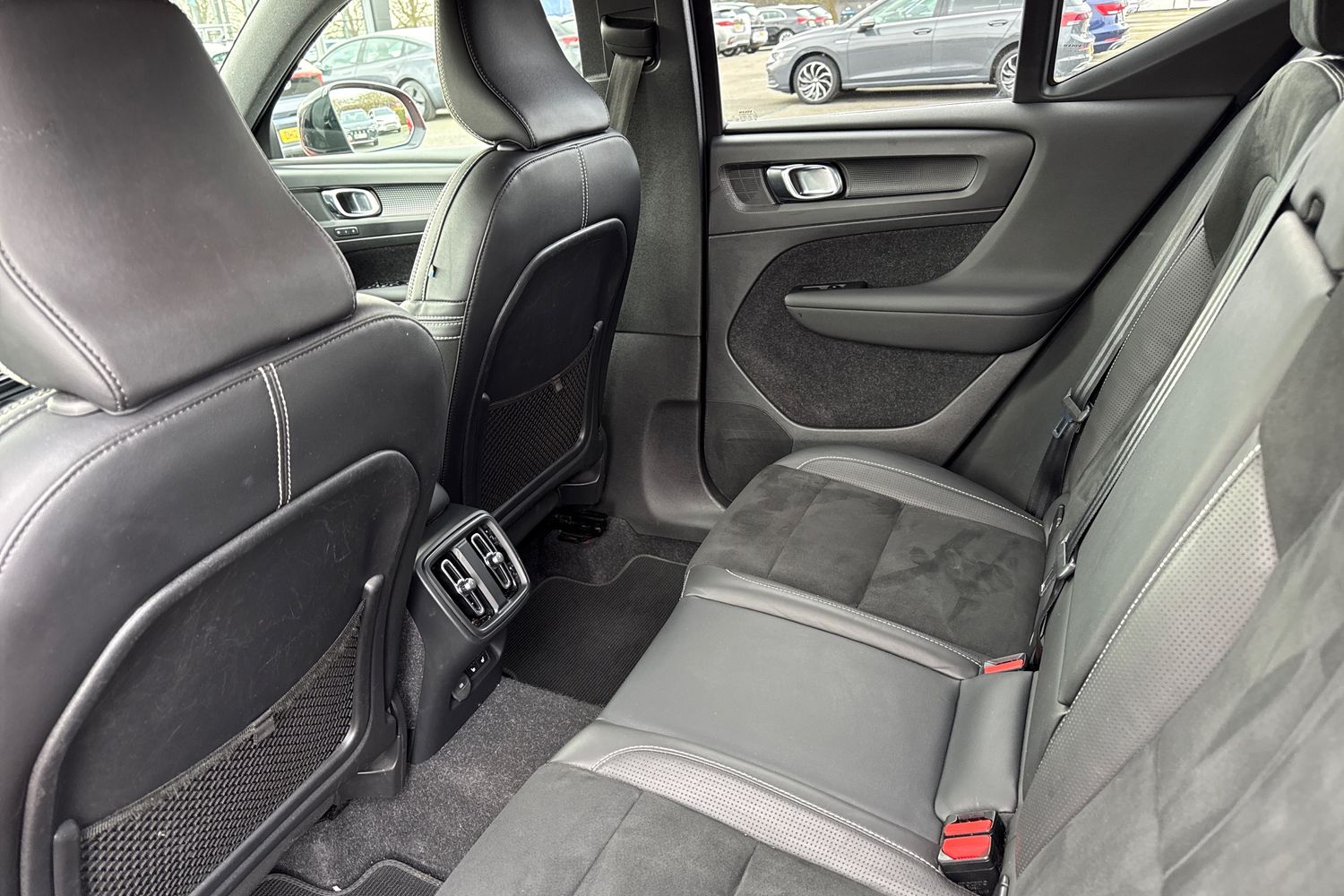 Used Volvo XC40 2020 for sale - 77904540: Photo 35