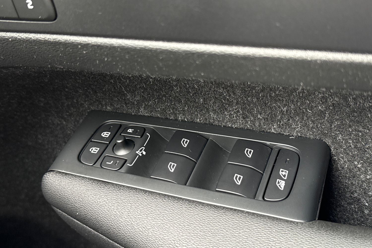 Used Volvo XC40 2020 for sale - 77904540: Photo 40