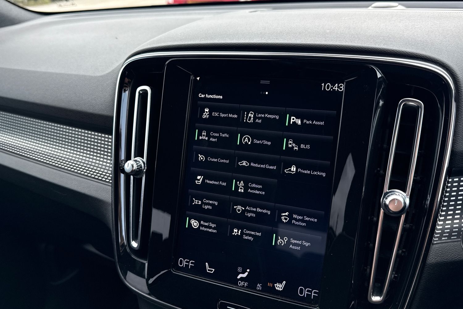 Used Volvo XC40 2020 for sale - 77904540: Photo 49