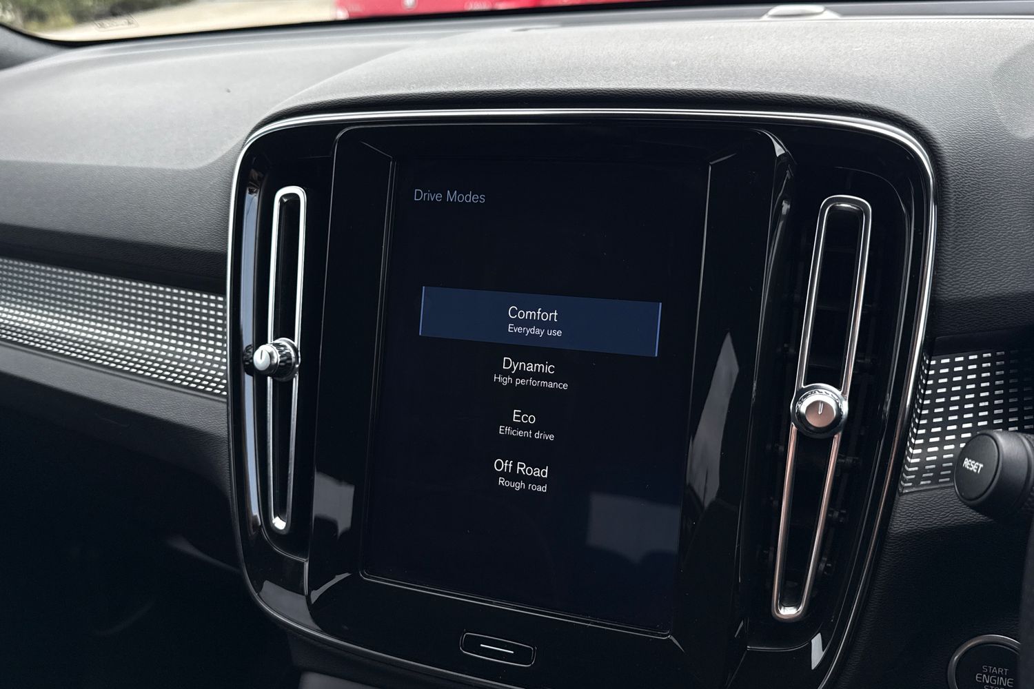 Used Volvo XC40 2020 for sale - 77904540: Photo 51