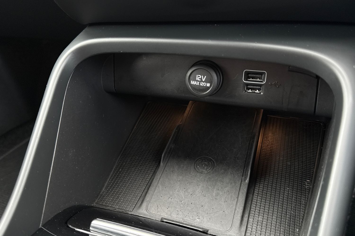 Used Volvo XC40 2020 for sale - 77904540: Photo 54