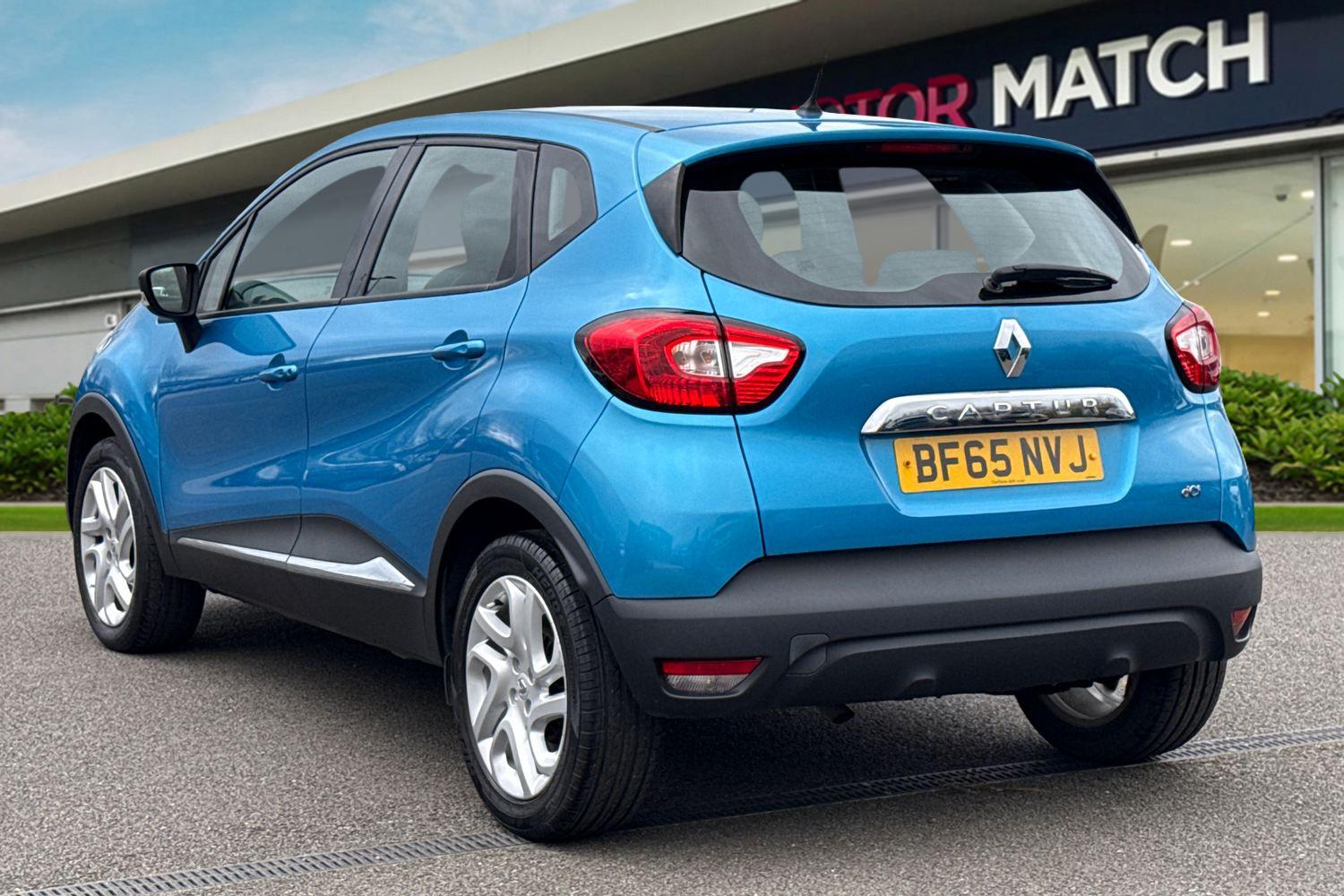 Used Renault Captur 2015 for sale - 77829329: Photo 2