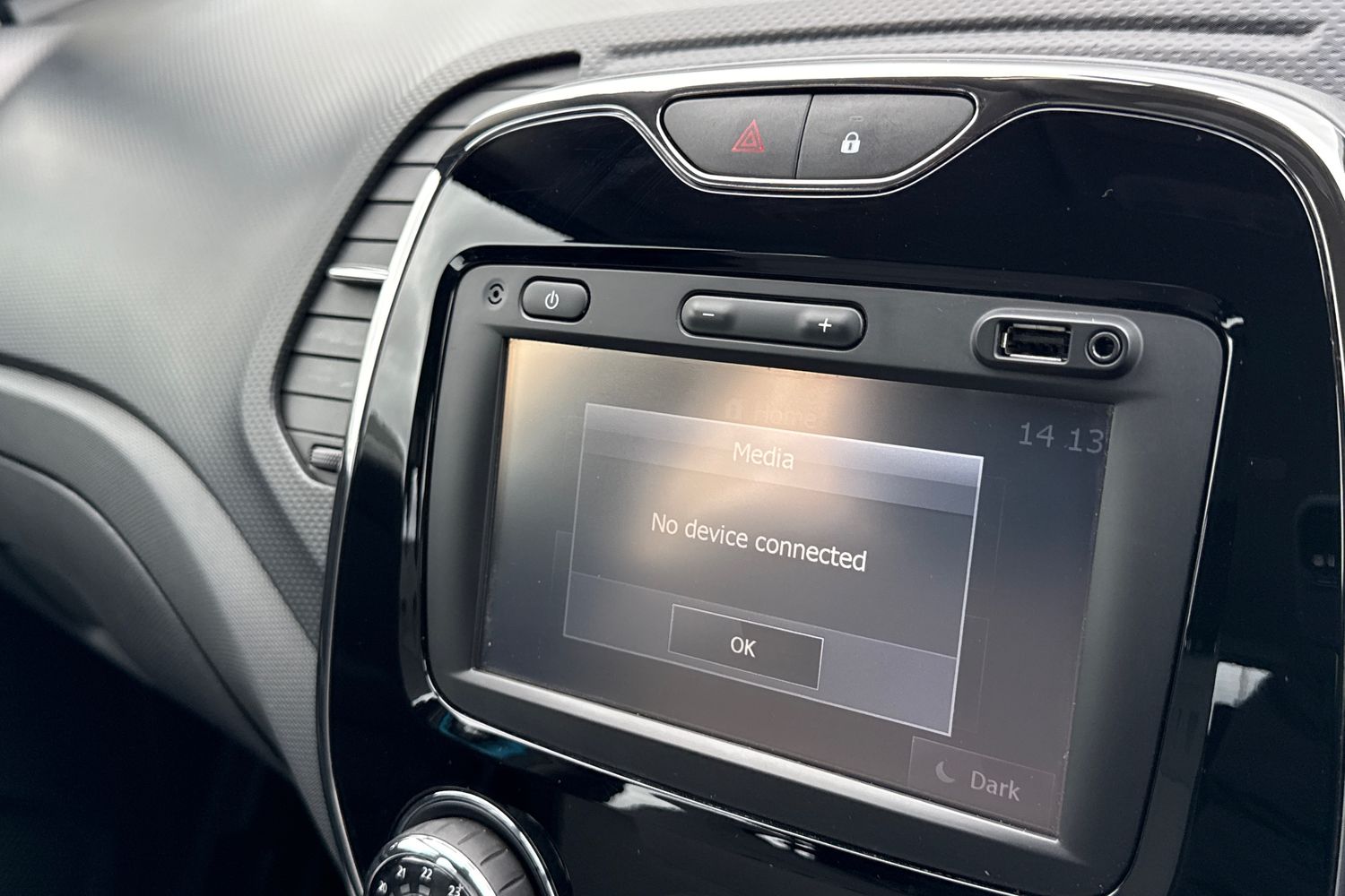 Used Renault Captur 2015 for sale - 77829329: Photo 44