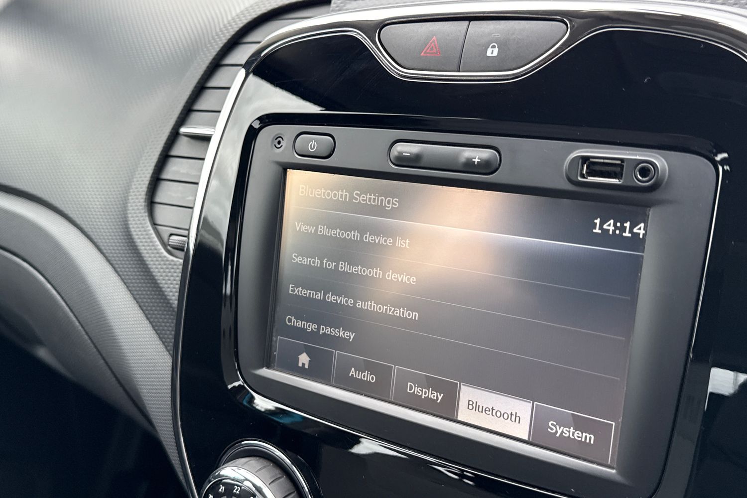 Used Renault Captur 2015 for sale - 77829329: Photo 47