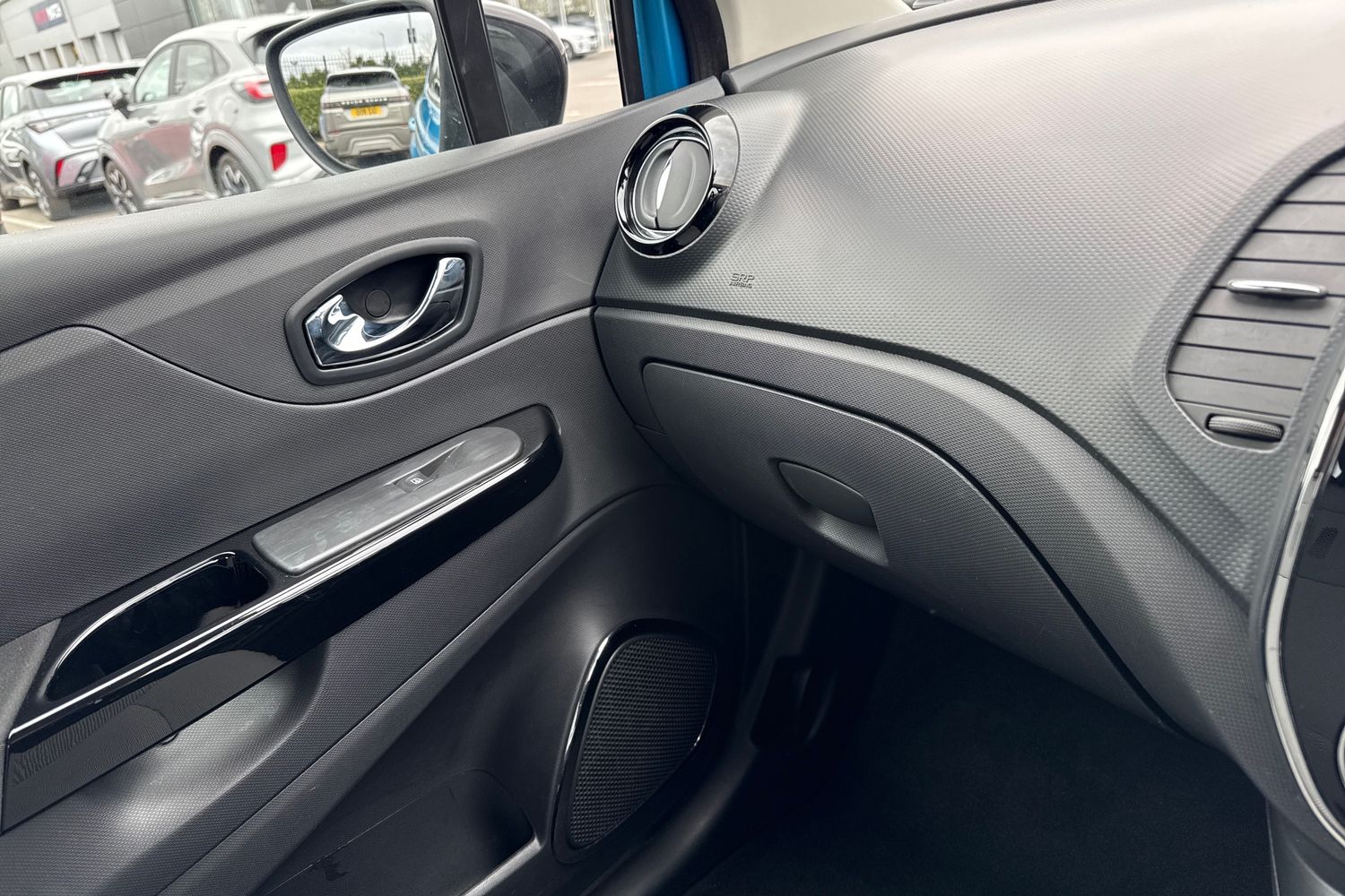 Used Renault Captur 2015 for sale - 77829329: Photo 55