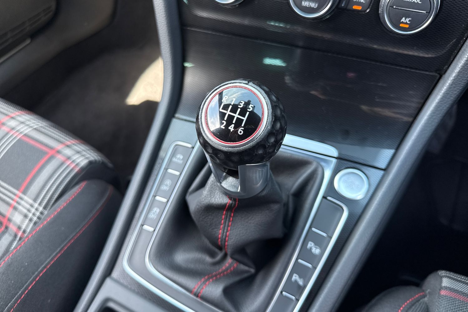 Used Volkswagen Golf 2015 for sale - 78154904: Photo 23