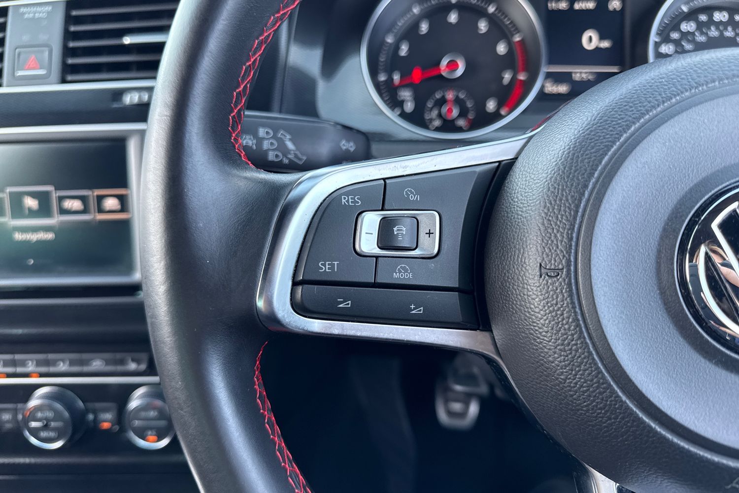 Used Volkswagen Golf 2015 for sale - 78154904: Photo 39