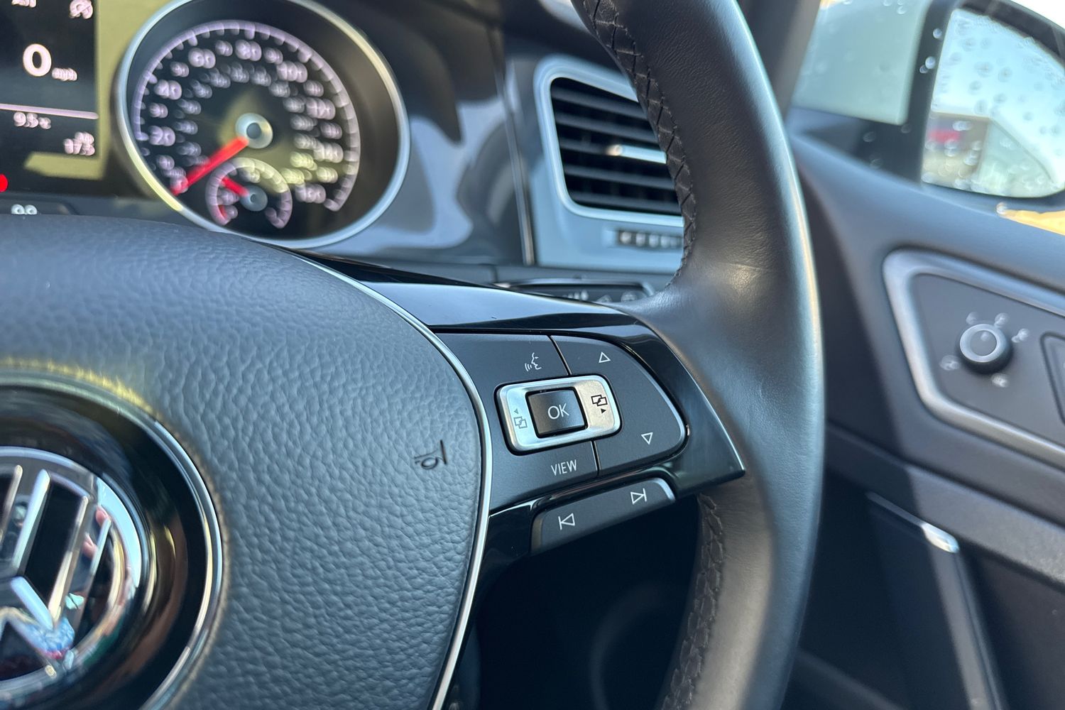 Used Volkswagen Golf 2019 for sale - 76929154: Photo 36