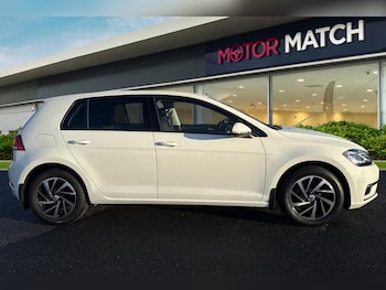 Used Volkswagen Golf 2019 for sale - 76929154: Photo