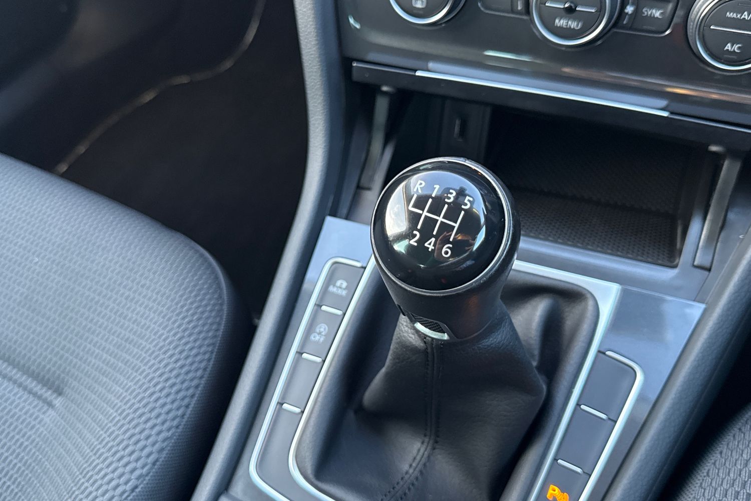 Used Volkswagen Golf 2019 for sale - 76929154: Photo 55