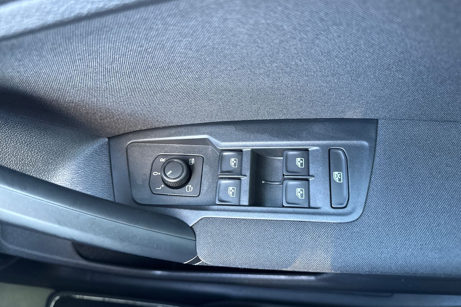 Used Volkswagen Tiguan 2020 for sale - 77337114: Photo 40