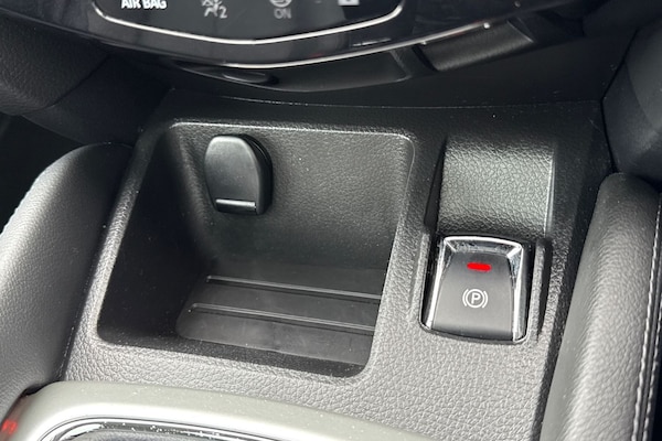 Used Nissan Qashqai 2016 for sale - 76298749: Photo 54