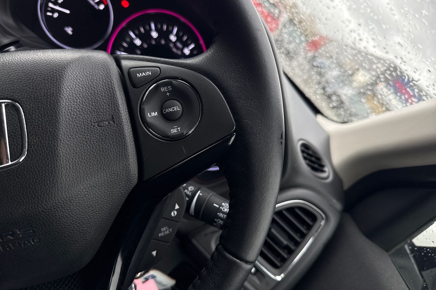 Used Honda HR-V 2018 for sale - 77686828: Photo 34