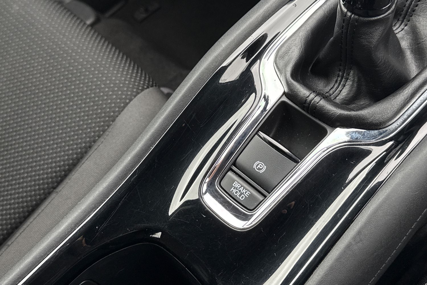 Used Honda HR-V 2018 for sale - 77686828: Photo 46