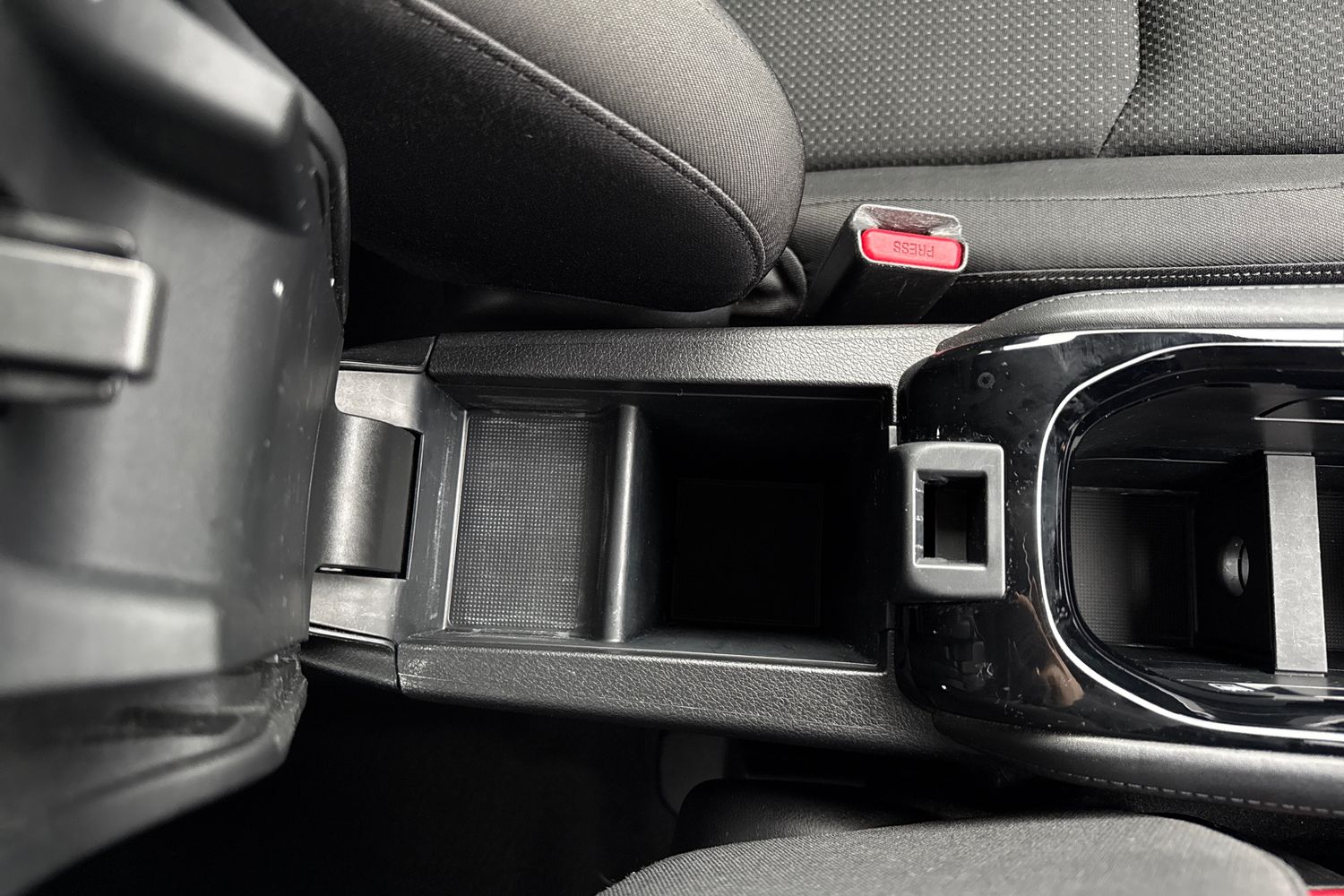 Used Honda HR-V 2018 for sale - 77686828: Photo 49