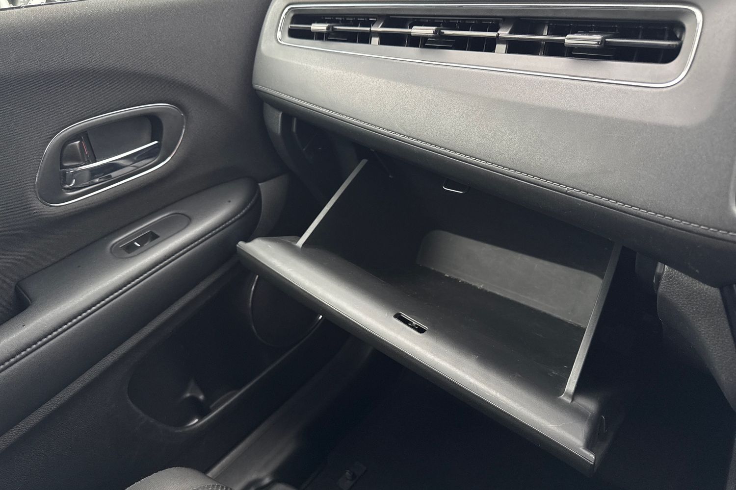 Used Honda HR-V 2018 for sale - 77686828: Photo 52